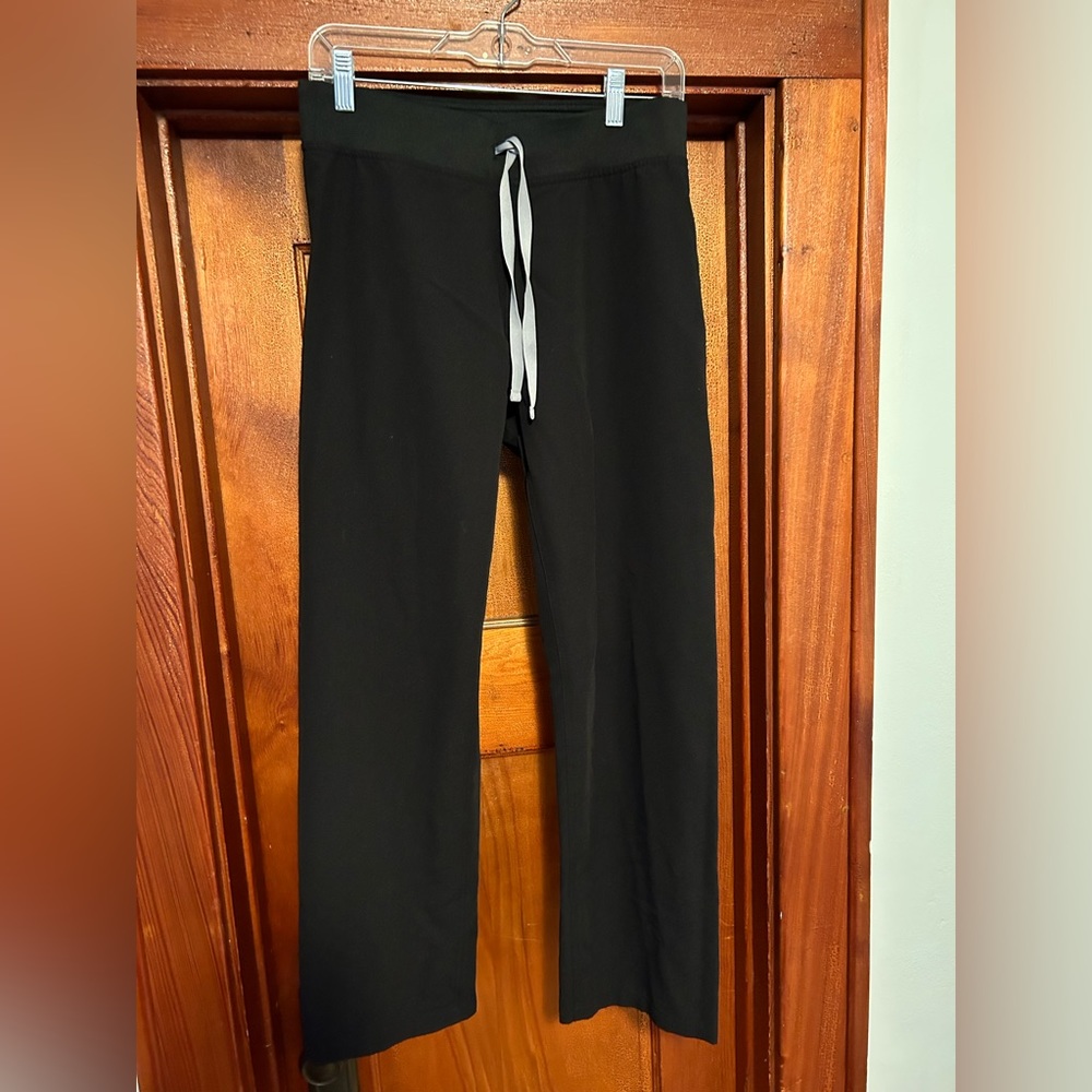 Black Figs Livingston Size S